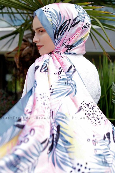 Hijab Twill Met Pink Breezepatroon - Sal Evi