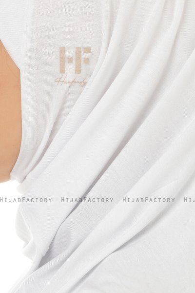 Hanfendy Plain Logo - Wit Al Amira Hijab