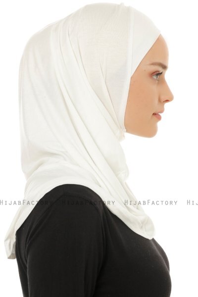 Hanfendy Plain Logo - Creme Al Amira Hijab