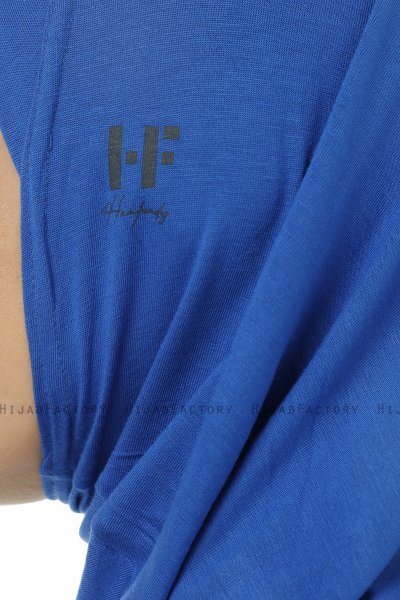 Hanfendy Plain Logo - Blauw Al Amira Hijab
