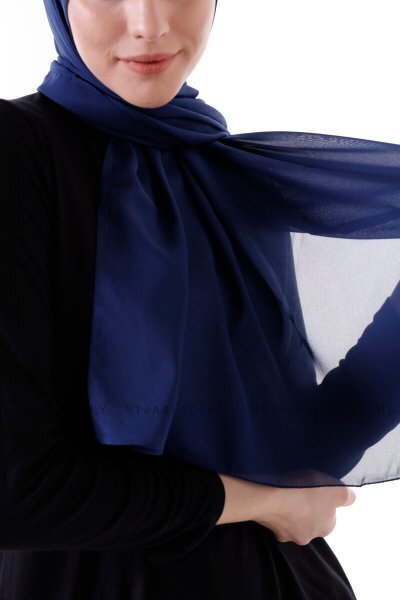 Hadise - Marineblauw Chiffon Hijab