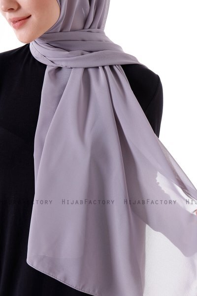 Hadise - Grijs Chiffon Hijab