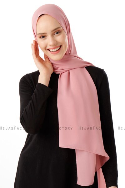 Hadise - Roze Chiffon Hijab