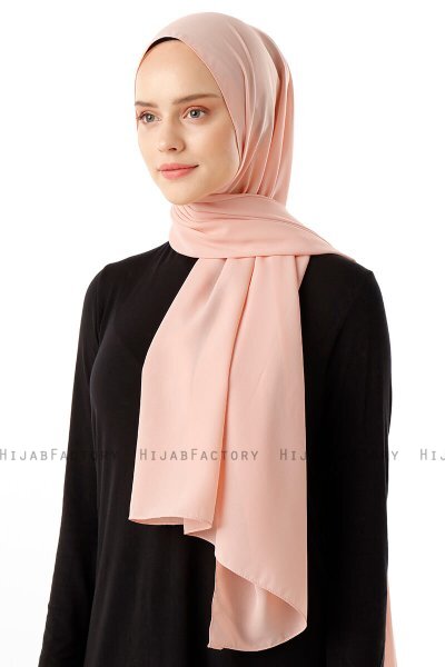 Hadise - Zalm Chiffon Hijab