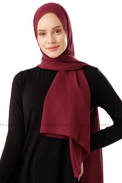 Hadise - Pruim Chiffon Hijab