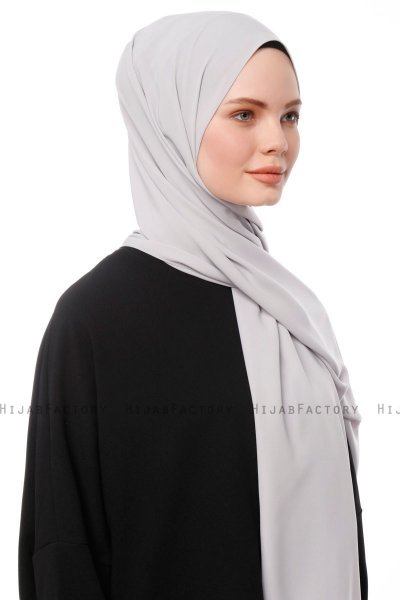 Aylin - Lichtgrijs Medine Silk Hijab - Gülsoy