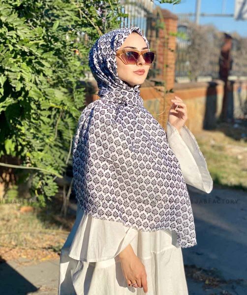 Basimah - Wit Gedessineerde Katoen Hijab