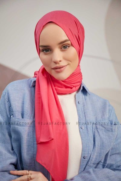 Silky Plain - Dark Pink Hijab