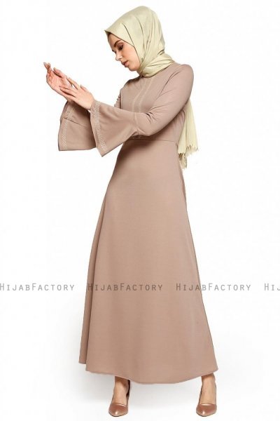 Deste - Taupe Jurk - Miss Halima