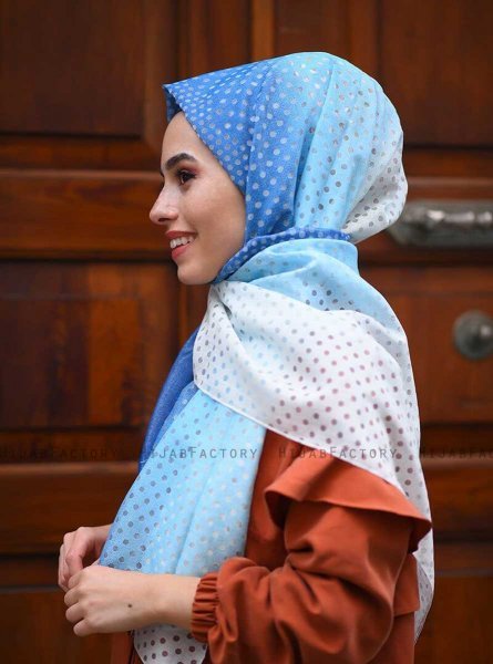 Khawla - Lichtblauw Gedessineerde Katoen Hijab