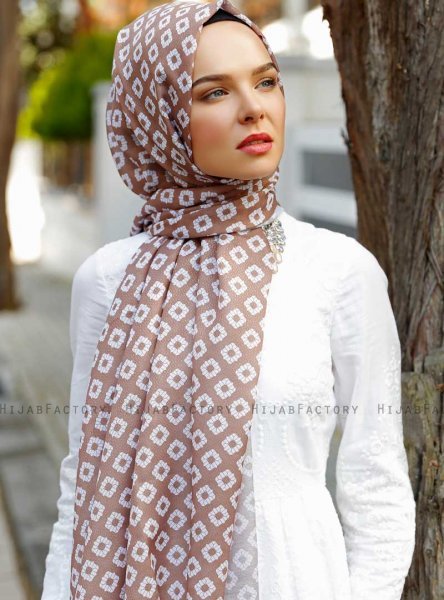 Nesrin - Bruin Gevormde hijab