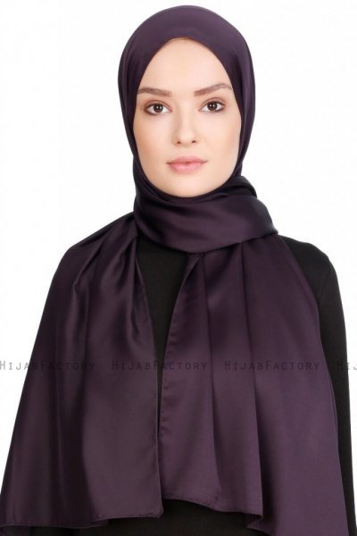 Nuray Glansig Aubergine Hijab 8A19a