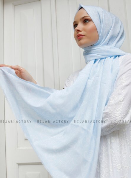 Yumna - Lichtblauw Gevormde Hijab