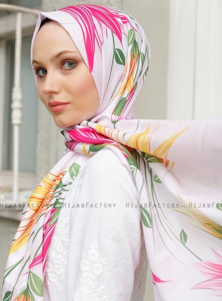 Yumna - Oudroze Gevormde Hijab