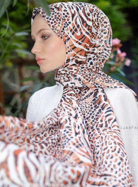 Yumna - Bruin Gevormde Hijab