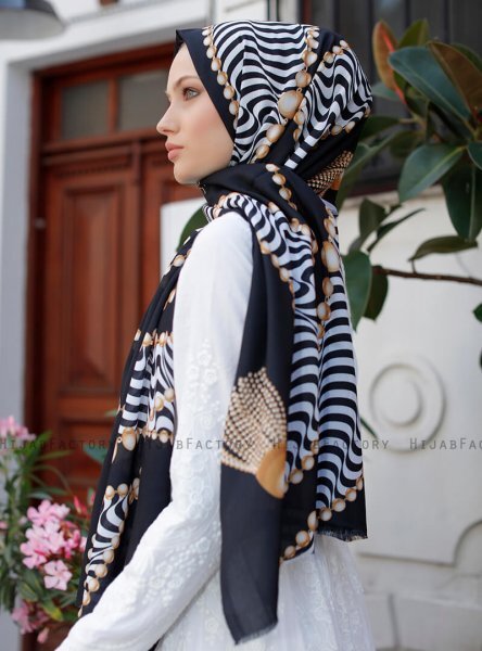 Yumna - Donker Marineblauw Gevormde Hijab