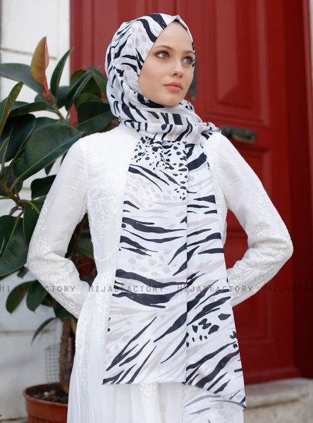 Yumna - Zwart Gevormde Hijab