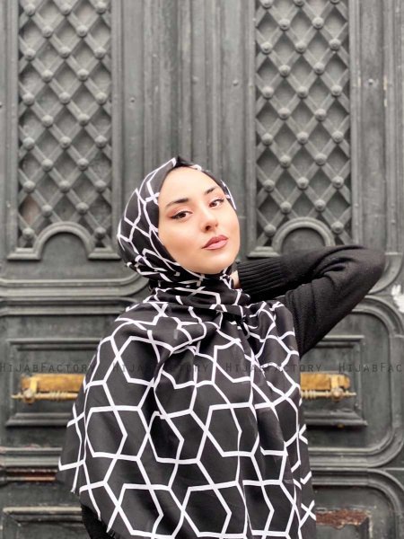 Sora - Zwart Gedessineerde Katoen Hijab - Mirach