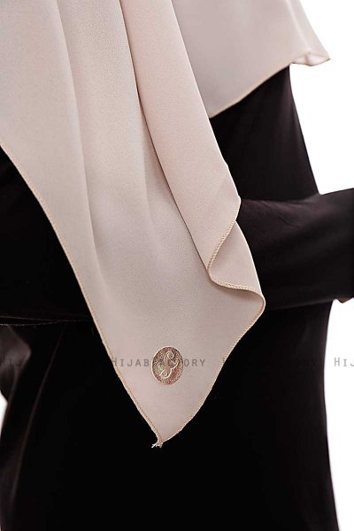 Yara - Licht Taupe Praktisch One Piece Crepe Hijab