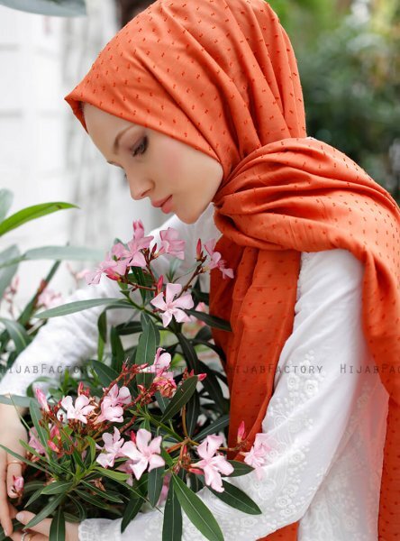 Malika - Oranje Hijab - Sal Evi